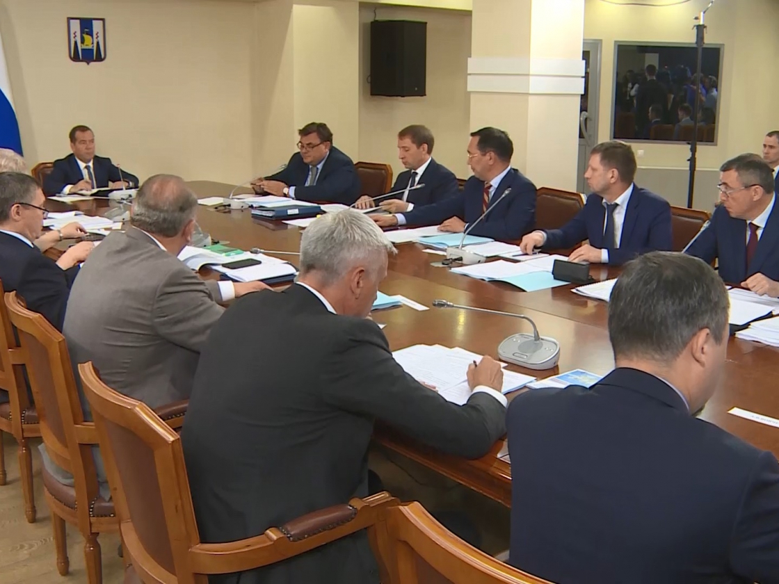 Губернатор Магаданской области Сергей Носов принял участие в совещании по развитию центров экономического роста на Дальнем Востоке